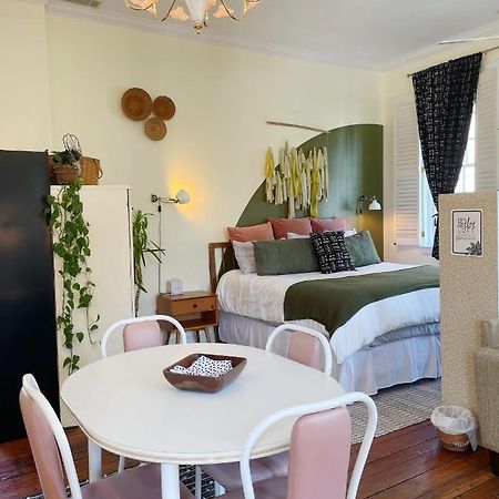Charming 1885 Parlor Loft Downtown Savannah Stay 外观 照片
